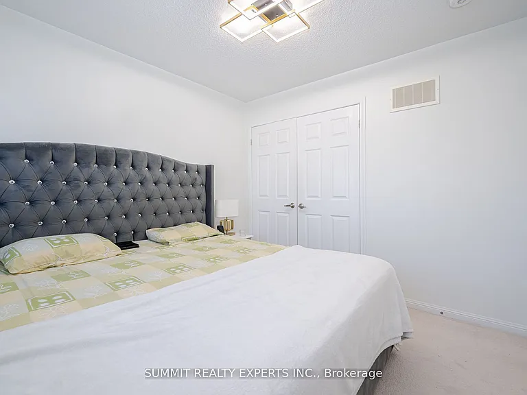 39 Donomore Dr #UPPER — Photo 27