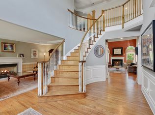 12 Chiusa Ln, Cortlandt Manor, NY 10567