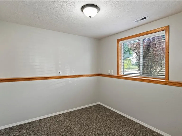 14180 W Chadford Dr — Photo 23