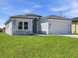 187 Sesame Rd E, Rotonda West, FL 33947