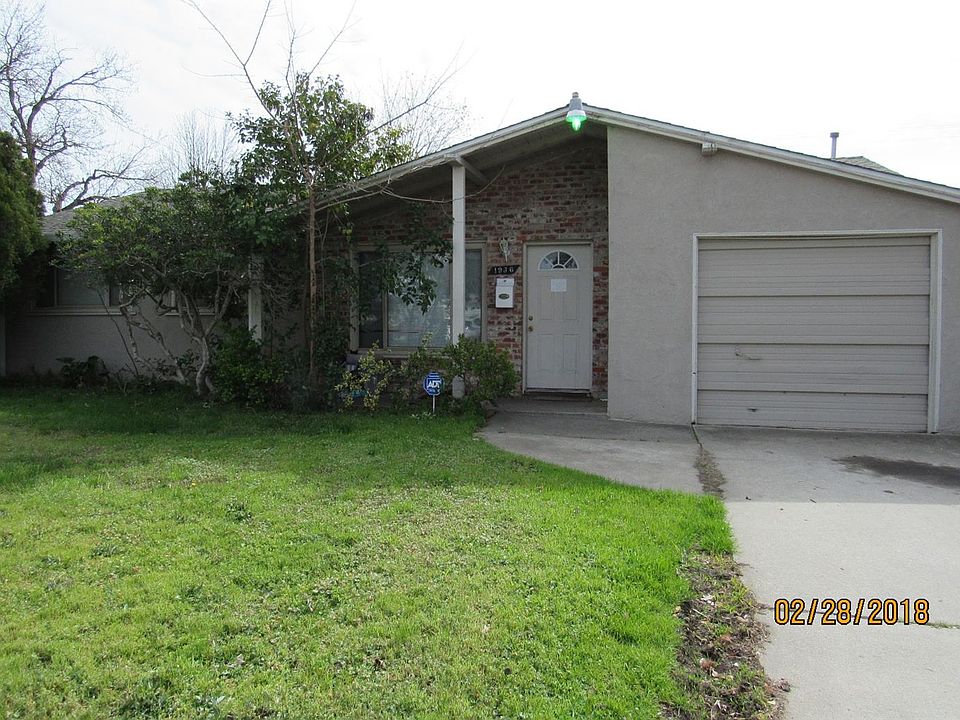 1st image of 1936 Bowling Green Dr