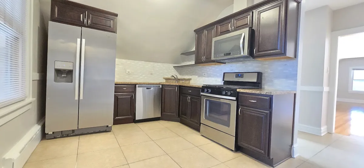 Primary Photo - 2359 N Nordica Ave #2
