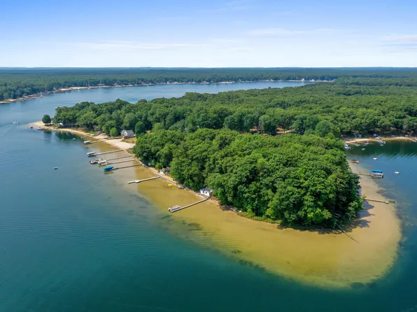 10904 S Minising Ct, Baldwin, MI 49304