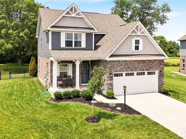 9475 Whispering Stream Ct, Centerville, OH 45458