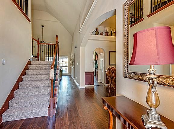 3rd image of 11708 Wild Pear Ln