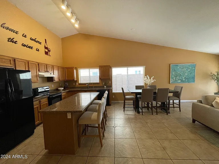 645 N El Dorado Dr — Photo 2