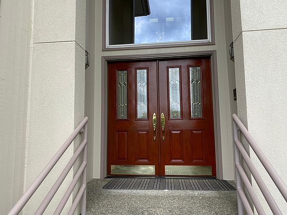 5th image of 5508 154th Ave SE
