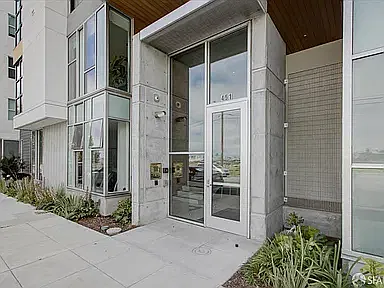 2 bed, 1011 sqft, $4,600 — Photo 2