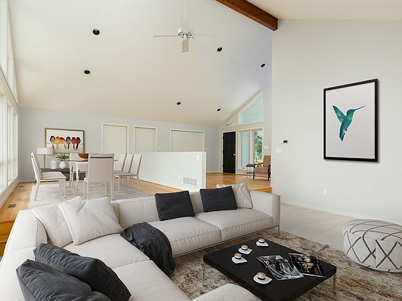 4th image of 411 Cinnamon Teal Dr