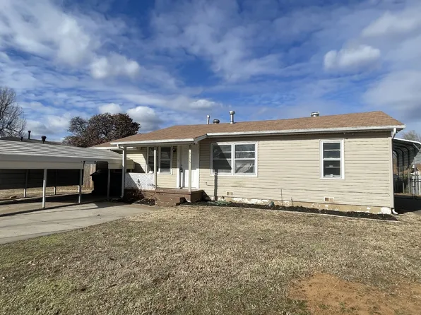 9305 NE 13th St, Midwest City, OK 73130