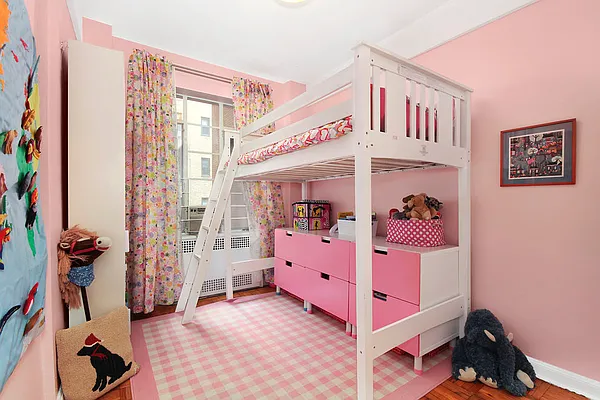 Sold by Corcoran | media 14