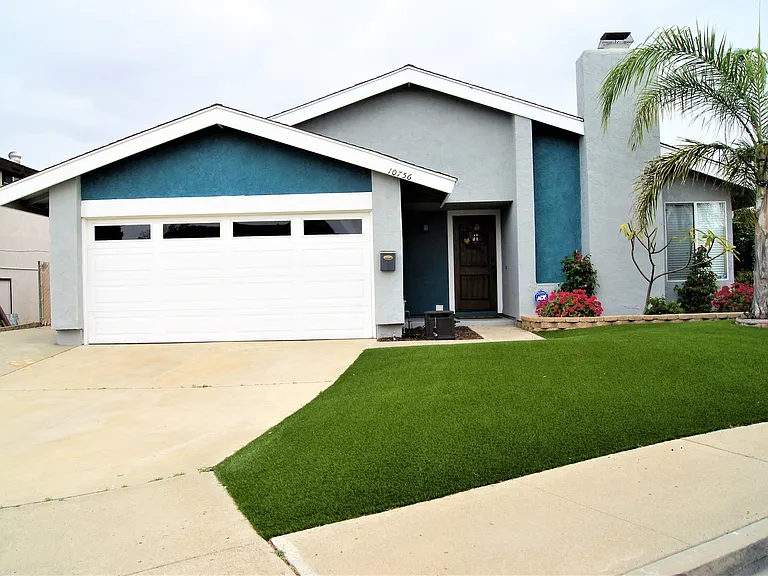 10756 Sayers Ct — Photo 1