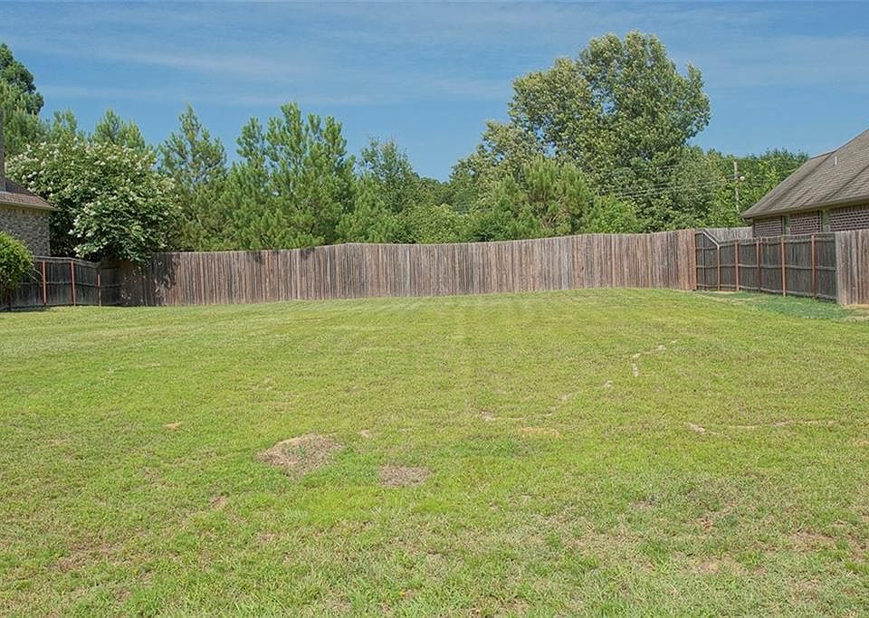 2nd image of 6614 Ashmore Ln