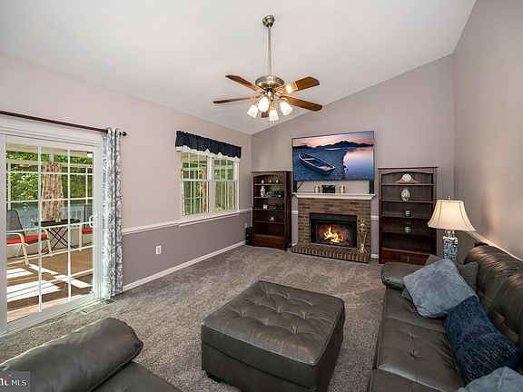 2nd image of 64 Blossom Wood Ct