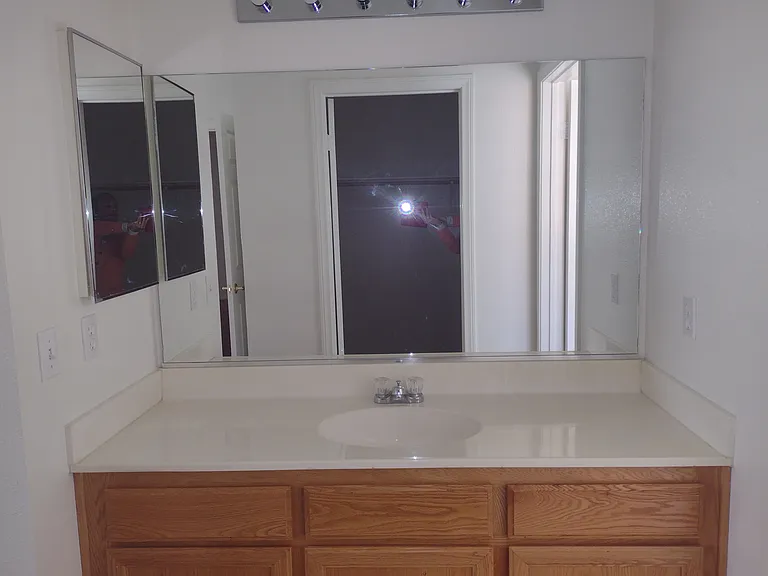 11561 Park Ln — Photo 10