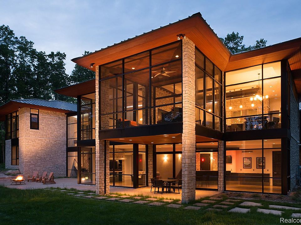 1st image of 6956 Cooley Lake Rd