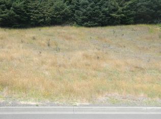400 Providence Dr, Reedsport, OR 97467