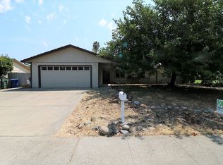 2465 Lake Redding Dr, Redding, CA 96003