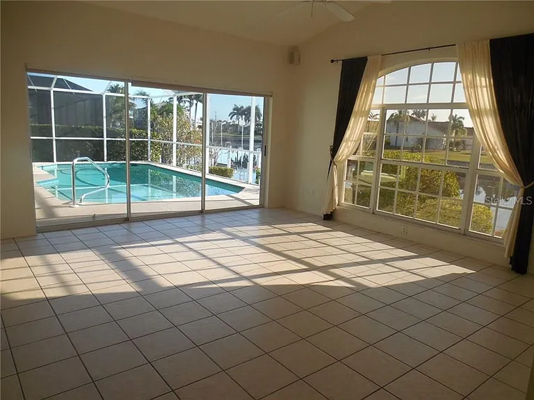 3393 Tripoli Blvd — Photo 9