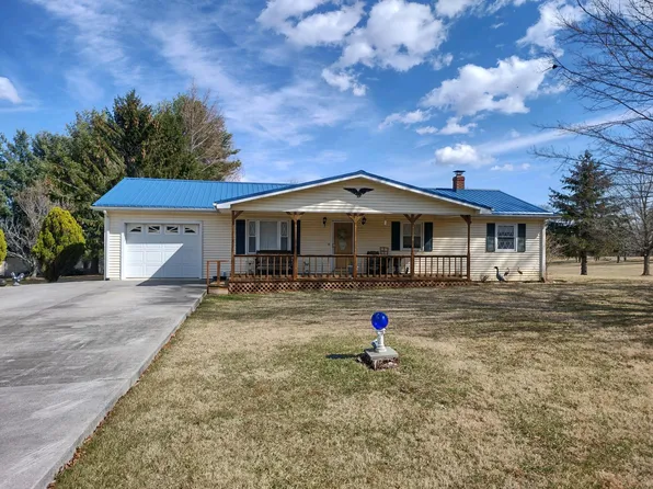 749 Long Level Rd SW, Floyd, VA 24091