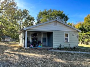 2717 N Fort Ave, Springfield, MO 65803