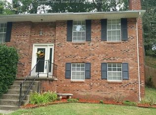 5306 Pioneer Dr, Cross Lanes, WV 25313