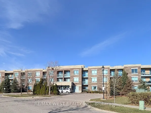 65 Via Rosedale, Brampton, ON