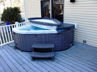 366 Bridge St, Fairhaven, MA 02719