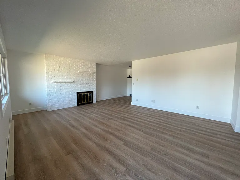 2221 Eugene St #2221 — Photo 2