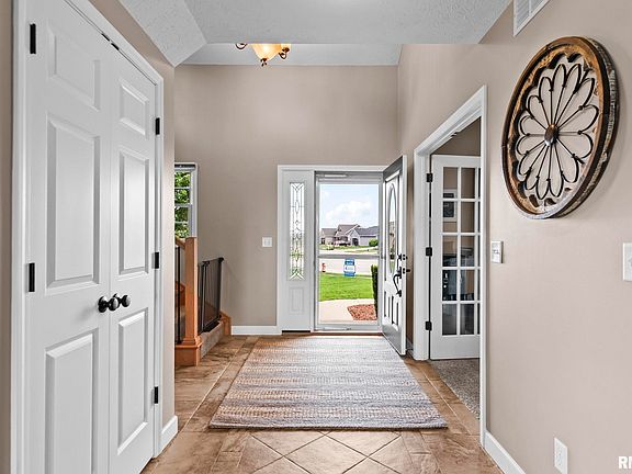 4th image of 101 Kodiak Dr