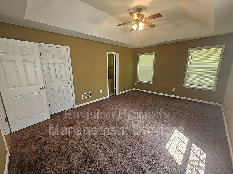 3 bed, 2.0 bath, 1510 sqft, $1,775 — Photo 4