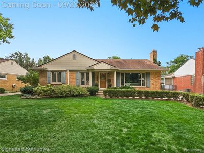 16207 Wetherby St, Beverly Hills, MI, 48025