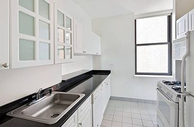 4th image of 251 W 123rd St APT 1