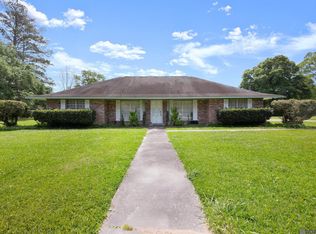 13920 Carolyn St, Walker, LA 70785