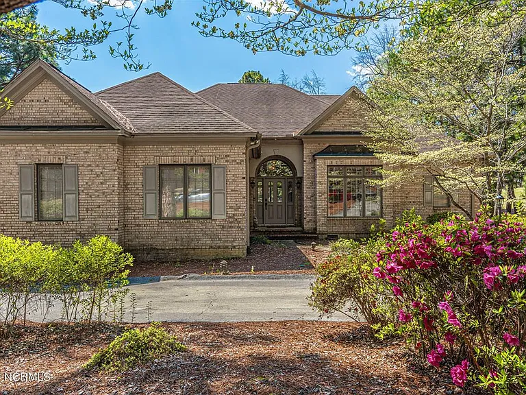 215 Plantation Dr — Photo 78