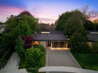 6415 Dunray Ct, Mississauga, ON L5N1E7