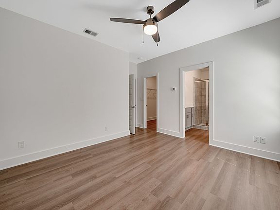 3rd image of 4109 Prentice St