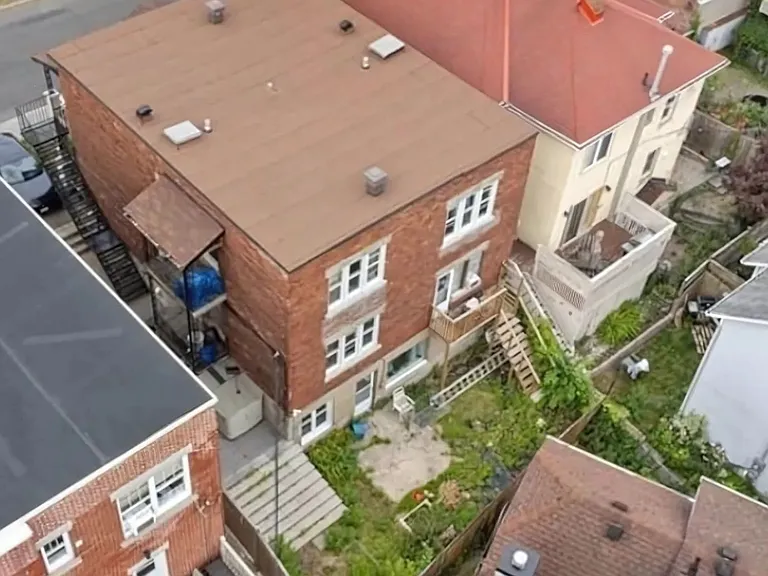 9 Acacia Ave #2 — Photo 3