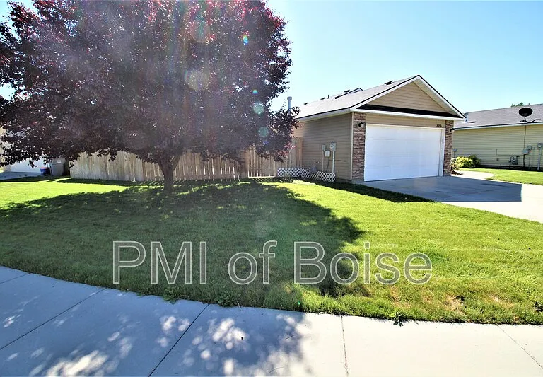306 Pietra Way — Photo 3