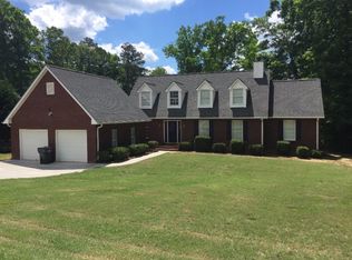 349 Lakeridge Dr, Temple, GA 30179