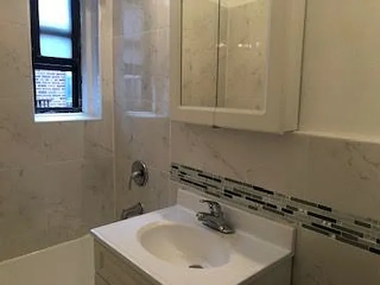 Rented by BSRG Realty | media 16