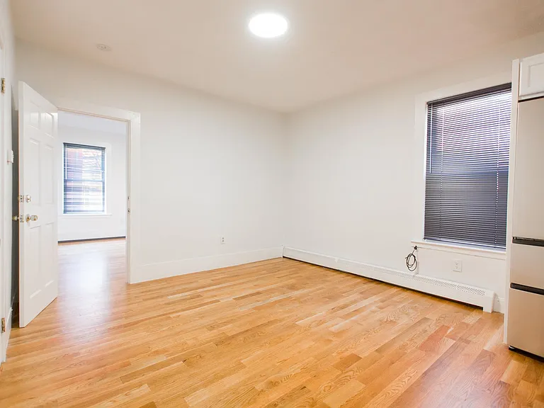 2 Elbow St #1 — Photo 7
