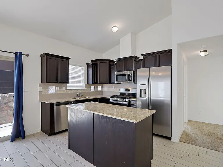 533 Paseo Modesto Dr — Photo 9