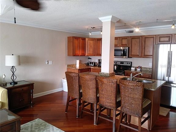 3rd image of 10265 Gulf Blvd #A-305
