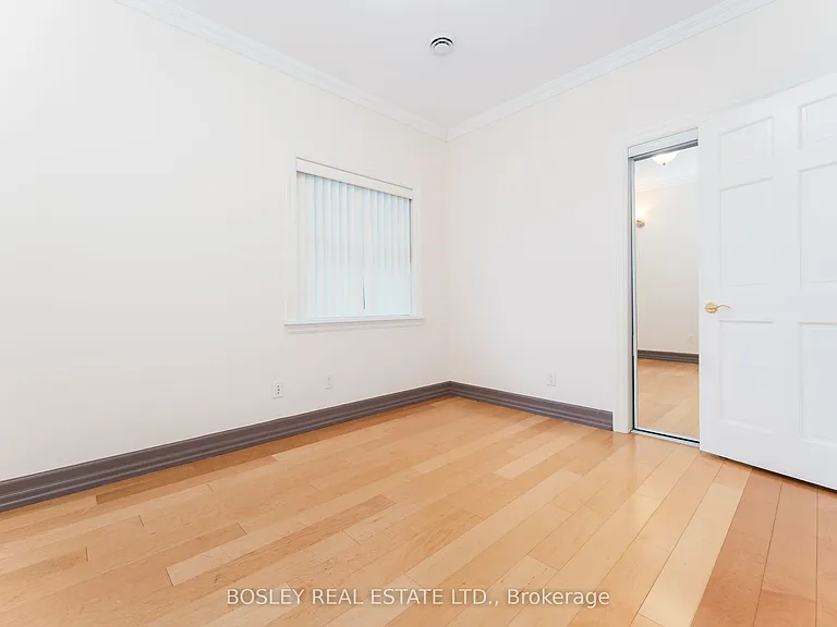 115 Roncesvalles Ave #3 — Photo 23