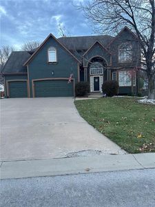 409 NE Sapphire Ln, Lees Summit, MO, 64064