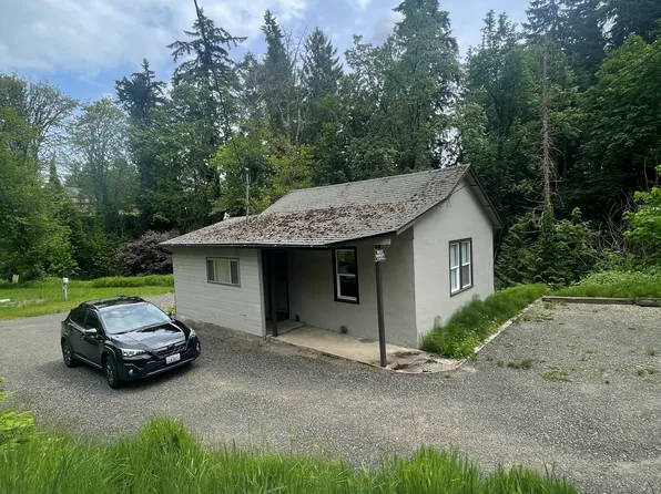 1516 Mount Brynion Rd, Kelso, WA 98626
