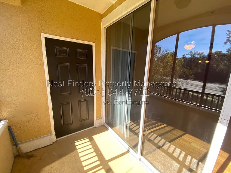 8539 Gate Pkwy W #122 — Photo 28