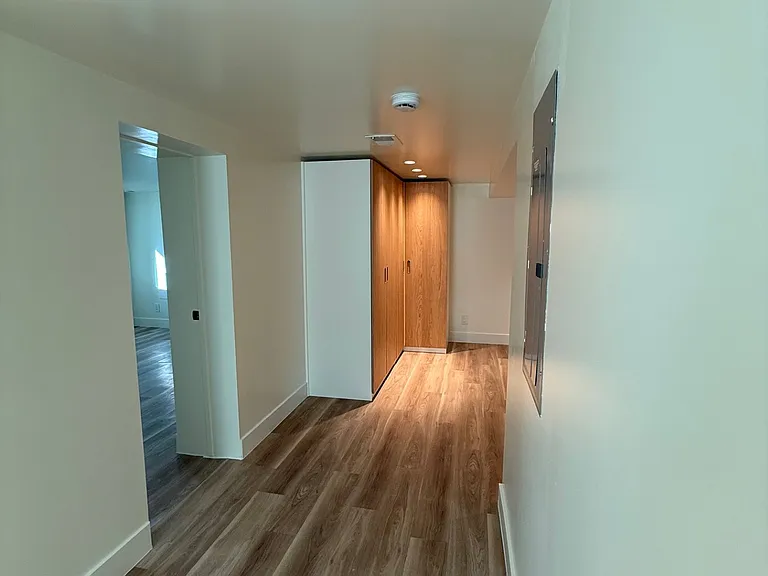 950 E Bayaud Ave — Photo 13