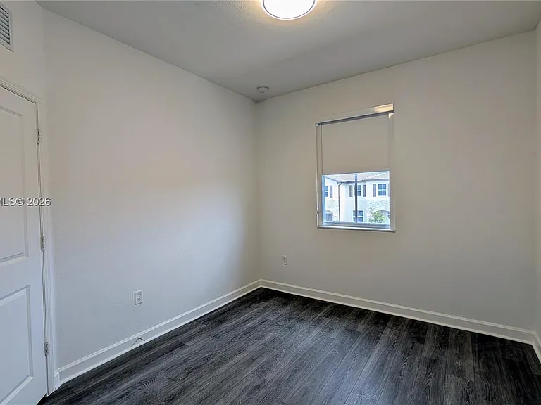 11811 SW 247th Ter #11811 — Photo 17